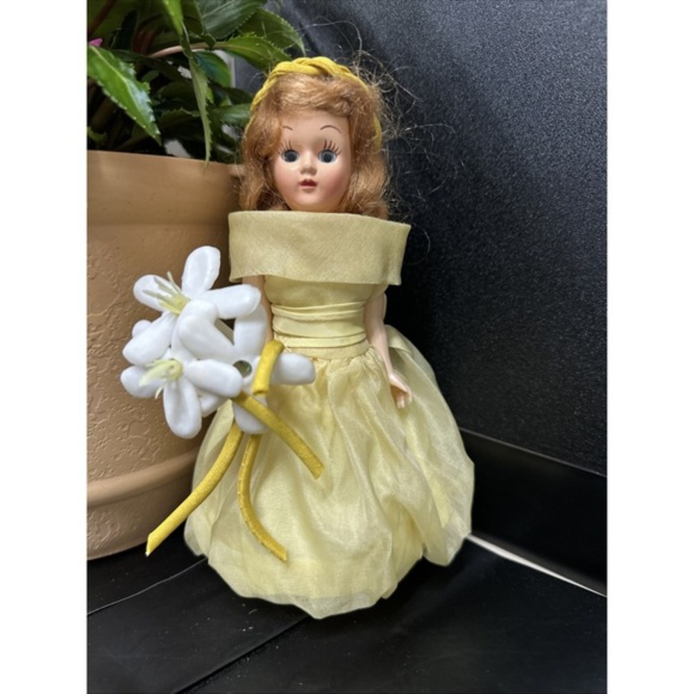 Vintage 1950‎ Doll Blue Eyes Yellow Dress